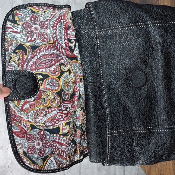 Tignanello Pebbled Leather Shoulder Bag - Picture 7 of 10